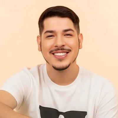 Jornalista, escrevo sobre entretenimento, tecnologia e cultura pop no @breaktudo | Antes: @BuzzFeedBrasil, contato: lucasrafael@breaktudo.com