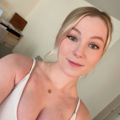 binney054's profile picture. 