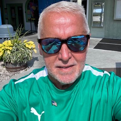 Proud Dad x3 Grandpa x2❤️NYY⚾️ ❤️PSU 🏈 ❤️🎵Ret Fixed Inc Trdr /Scranton Royal 78 /Dayton Flyer 79 💙 Grateful 💙Facts Matter Slava Ukraini 🇺🇦RIP Sheila Rae❤️