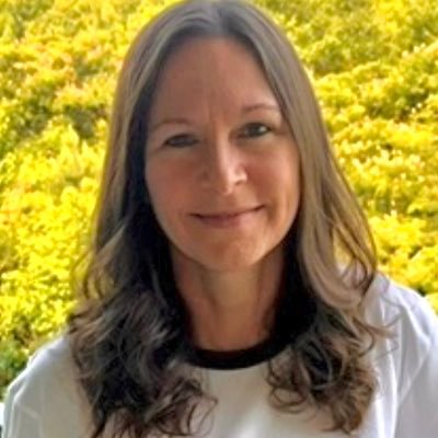Catholic, Mom, Mimi, not a real libertarian, Republican Liberty Caucus of Virginia Chair, 2A, pro-life, anti-war, America first, Gen X. 🇻🇦🇺🇸 μολὼν λαβέ