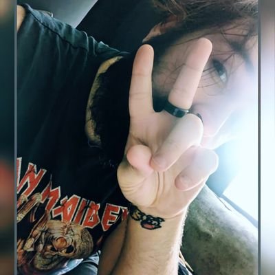 29 y/o stoner / metalcore, gaming, wrestling, football, anime and memes. probably shitposting / @ManCity @AEW / NSFW 18+. \ #Skate4 #Fallout76