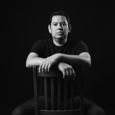 Mizrita's profile picture. Humano, Papá de Zoé, SEO, Youtuber. Me gusta tener #IngresosPasivosOnline con #MarketingDeAfiliados y #ProductosDigitales