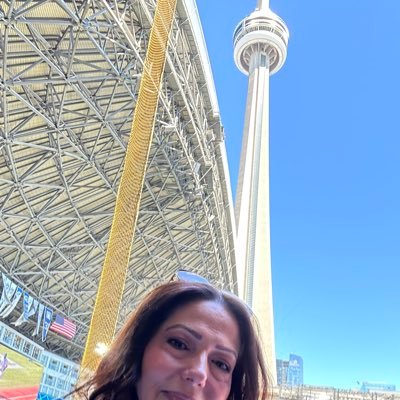 mostly here for the #bluejays Twitter 🇨🇦 🐶 🌈 🐶 ⚾️☀️ 🏝️ 📺 💄🏋🏼♂️