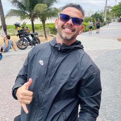 Conselheiro Eleito do C.R. Vasco da Gama triênio 24 /26 Membro do Vasco do Povo. Portela com muito amor.