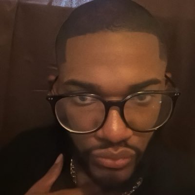 seanmclean__'s profile picture. da pretty prince 🎀💝