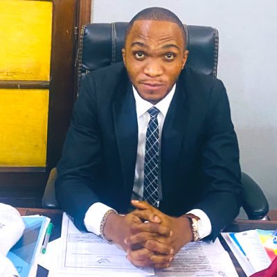 MonguMoise's profile picture. Ingénieur informaticien, Conceptr base de données, Chercheur cloud computing. CEO Fondation help us alive👏