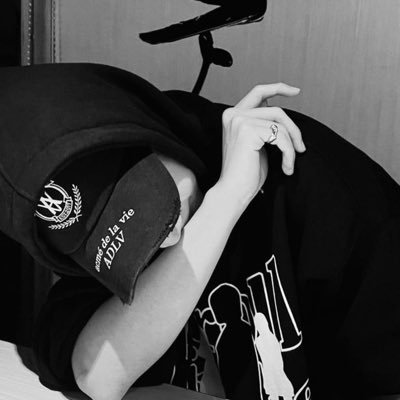 My winter breeze @nobodyisokay_ | เฉลิมพลเพื่อนศักริน เพื่อนกันเพื่อนตายตลอดไป 😔🤟🏻🤍