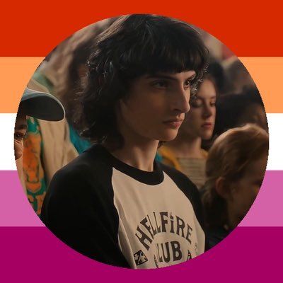 mikewheelerpilled | she/her | 💙💛 | new to st twt, not to the fandom