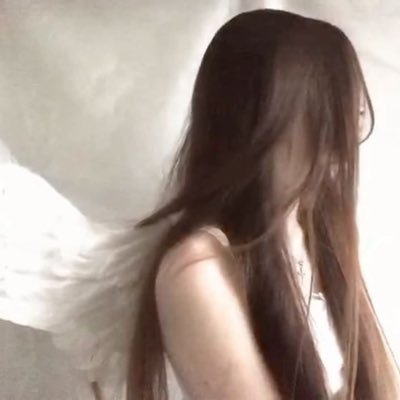 prettydelicate's profile picture. real angel