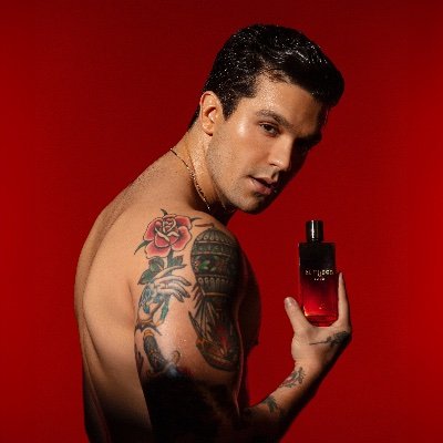 felipegigs's profile picture. curioso.