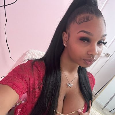 angelbutri's profile picture. 