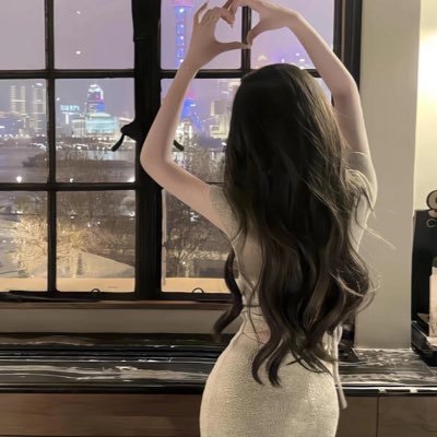 HelloLove1974's profile picture. Focus on growth, reject inner struggles, and become better little by little every day.