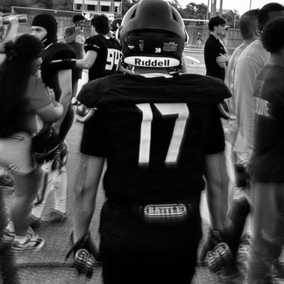 Clear Lake HS c/o 2029 TE/LB 5’7 173 football athlete | cell 281-772-1912 email is marcusmorin2010@icloud.com