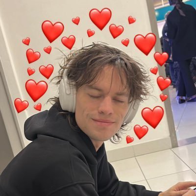 jaded_ashell's profile picture. 18 | 𝗐𝖺𝗂𝗍𝗂𝗇𝗀 𝗈𝗇 𝖺 𝖼𝖺𝗅𝗅 | multifandom