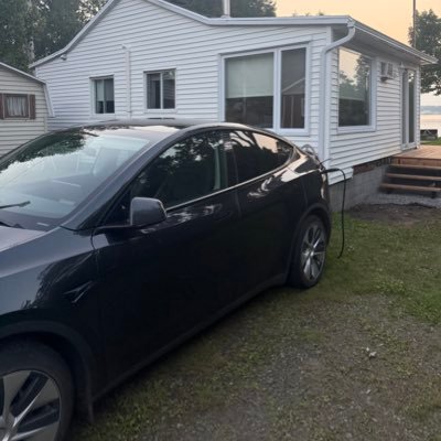 MishaLitvinenk0's profile picture. Building Something From scratch. No roadmap,just relentless curiosity. I'm sharing the wins, the mistakes, and everything in between. Follow the journey.