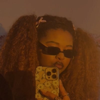 20• findom/femdom • heaven’s most evil angel 🩵 • $33.33 to speak
