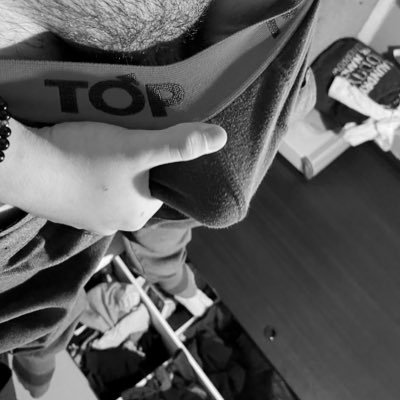 vnte_qq's profile picture. dm abierto / edad al dm