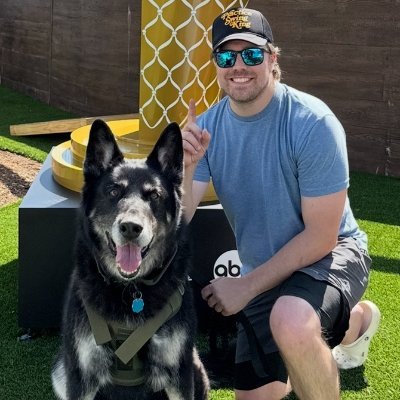 Twitch Partner | Variety & RP Streamer @ https://t.co/8oz32qCCKI. US Army Veteran | Sports Lover Business Email: twitchtvzeuslair@gmail.com