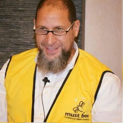 Mustafa51458499's profile picture. مؤسس شركة ®️Must Bee لتصميم وتنفيذ البيئات الداخليه للمكاتب و منافذ البيع و المناسبات و المعارض التجارية و وسائل التواصل المرئي بإسلوب مُبتكر و مبدع ..