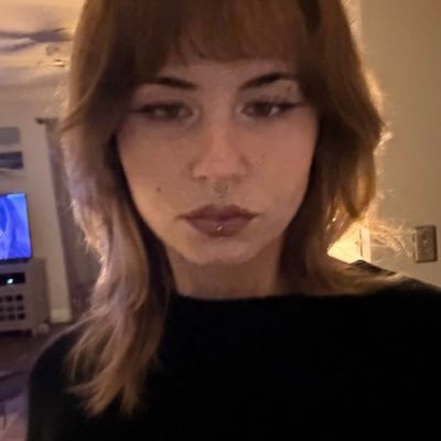 realc0st's profile picture. 21