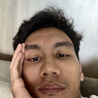 _coufnsed's profile picture. 200km/h in the wrong lane