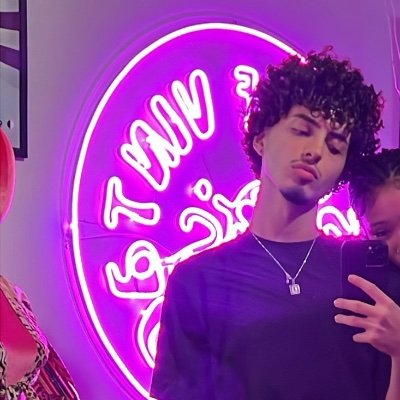 farzindaa's profile picture. real life aladdin