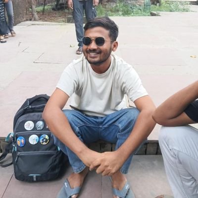 DaudSadiq341536's profile picture. 