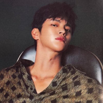 ENG/한. 21+. NSFW. 스토리제이/AER뮤직의 가수 겸 배우. ©RUFF D DIVE. 0814♡@jin_ah__nana.