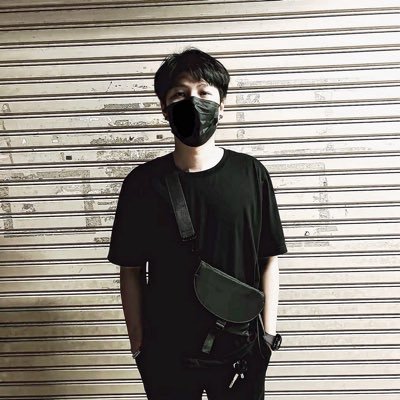 IIINEWIIIIIII's profile picture. 