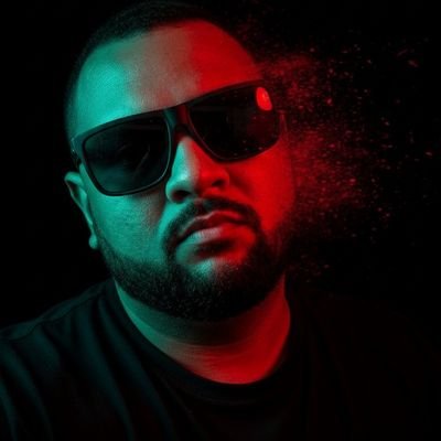 Proletários de todos os países, uni-vos!
!Sport Club do Recife!