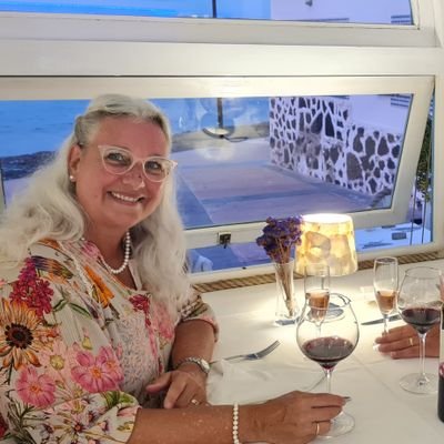 Geregistreerd partnerschap met @edwinelgers❤️12-06-'23,
Niet mijn tweets retweeten!