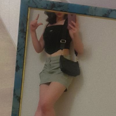 ☆ AUSTRALIAN ☆ 🇦🇺 :
Bratty Princess - ♡ Findom ☆
Beemit : Princess69