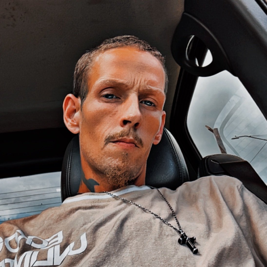 JoeyMitchell89's profile picture. 