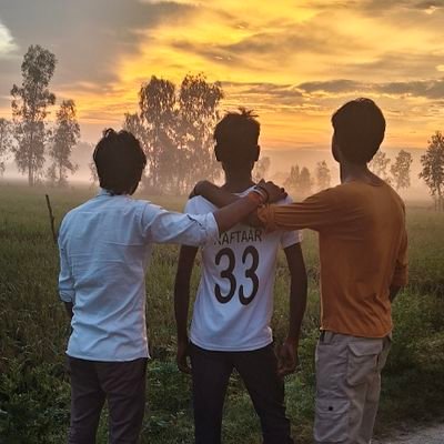 lionraj123's profile picture. 🚩 राष्ट्रभक्त | भारत सर्वप्रथम 🇮🇳🇷🇺 
🙏 Support | Respect | Unity  
📍 22 जुलाई 2002 | DM for collab  
💬 जय हिन्द 🇮🇳 | #DeshPrem 
रोमांटिक boy 🥰😘🥀