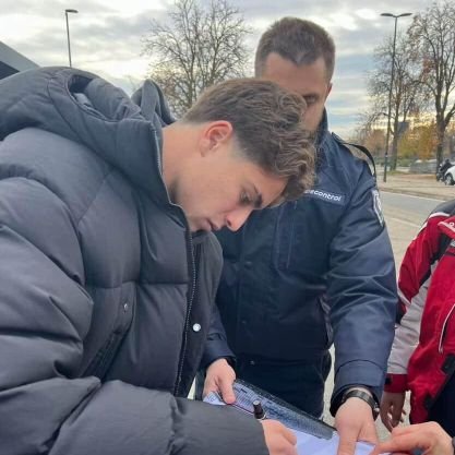 ooorry3's profile picture. 'ربِّي اجْعَلْنِي فِي وَدَائِعِكَ وتَدْبِيرِكَ وتَيْسِيرِكَ وتَسْخِيرِكَ'...... @ManUtd | @realmadrid | @juventusfc |@SHoNgxBoNgYT