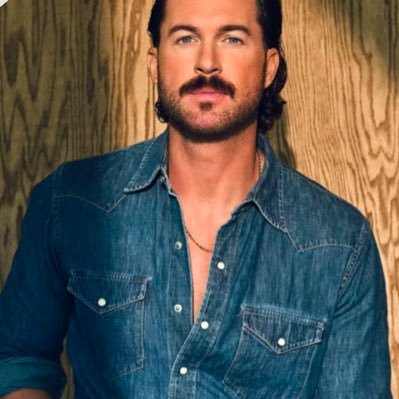 🦆Singer/Songwriter🦆 Hunter/Outdoorsman 🦆Alabama to Nashville 🦆@duckblindnash Don't Mind If I Do (Deluxe) out now