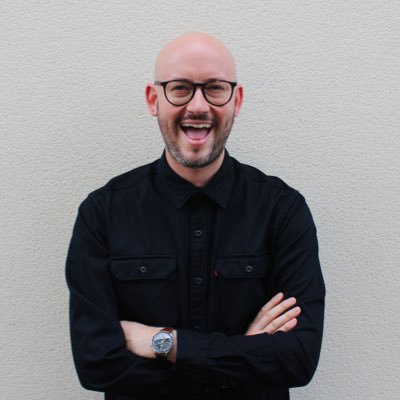 Presenter of The Football Show on @SiriusXMFC 157. Host of the @WeekInTheTackle podcast. Editor of @talkSPORT International. Soccer/ Football Commentator.