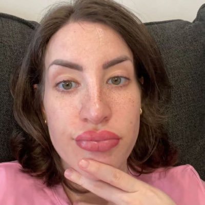 Hi love, it’s Jade. All I do is massage 💓🥰