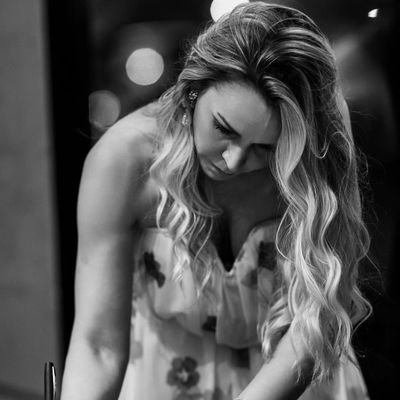 amber33778's profile picture. GOD IS GOOD 
Wife and mom 💍
Financial broker 
entrepreneur.