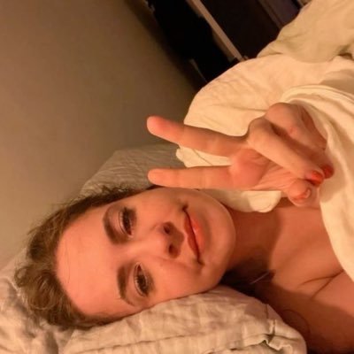 dianedewey311's profile picture. I love being real in everything I do ✌️❤️