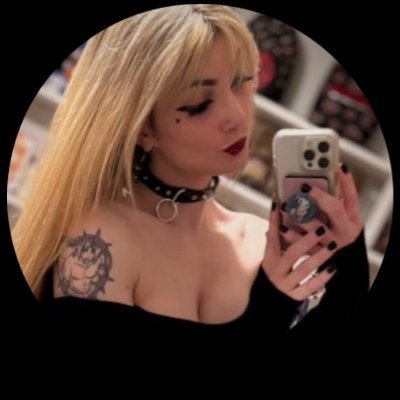 Trans
| Programmer | Anime Addict | Gaming Nerd I
Fitness Obsessed | Shy until you get to know me Looking for my IRL Sasuke