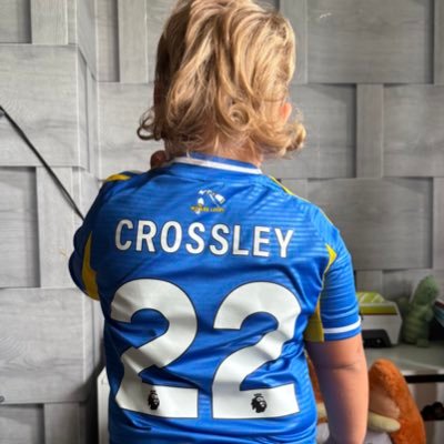 LewisCrossley3's profile picture. Leeds United and three stripes ///