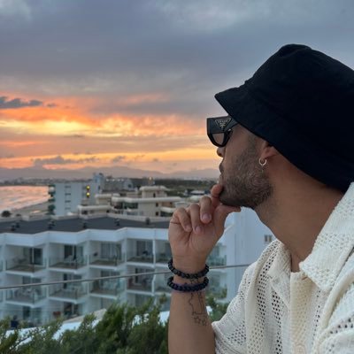 damianlazzarini's profile picture. Se vos, no mas que al mundo cambiaras!