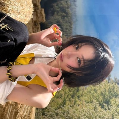 •2001•Portrayed | Visual and Baby Rabbit of @WintersCIub @aespetal @AespaUnity @UnityAespa, Kim Minjeong (Winter). Her MBTI is ENFJ