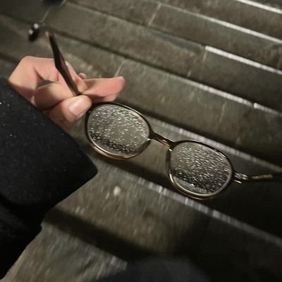 eniminimoo_'s profile picture. ↻