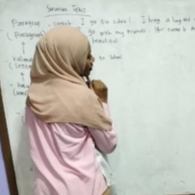 A teacher.
Having brain that works differently.
IQ less than 100