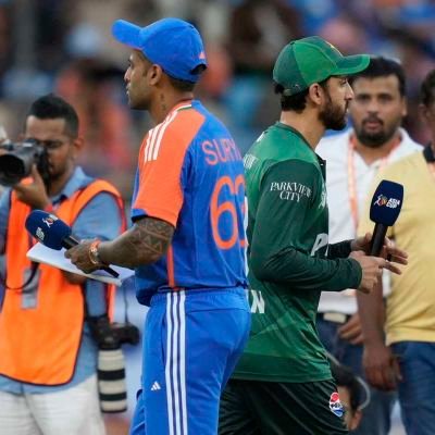 Account dedicated for #Indvspak Asia Cup Final Match|Follow us for onfield videos