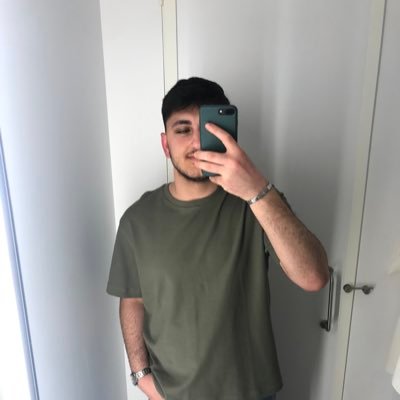 ensmrngz77's profile picture. 