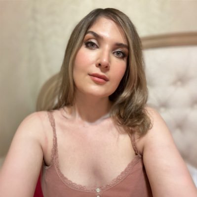 کارشناس و متخصص مسائل روز اروپا و آمریکا / مظهر فخر هر تبار💅🏻 عزیز مصر👸🏻
