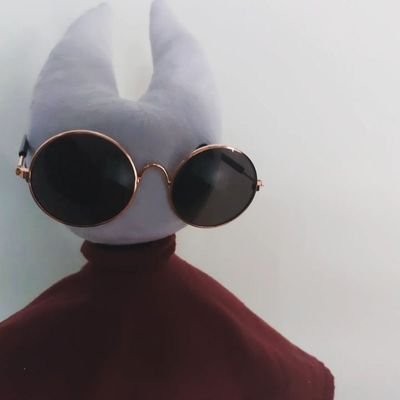 hy_ste_r1a's profile picture. saw NIN 03/07, CEO of making dumb decisions ✎ᝰ.